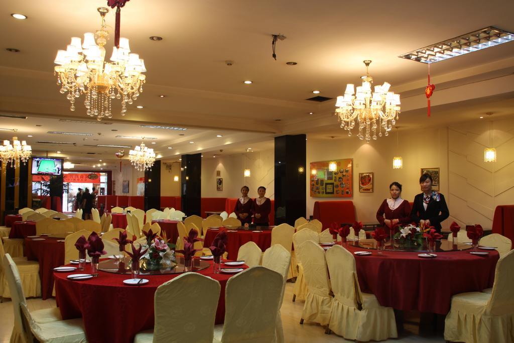Super 8 Hotel Beijing Shijingshan Jiujiuyuan מראה חיצוני תמונה