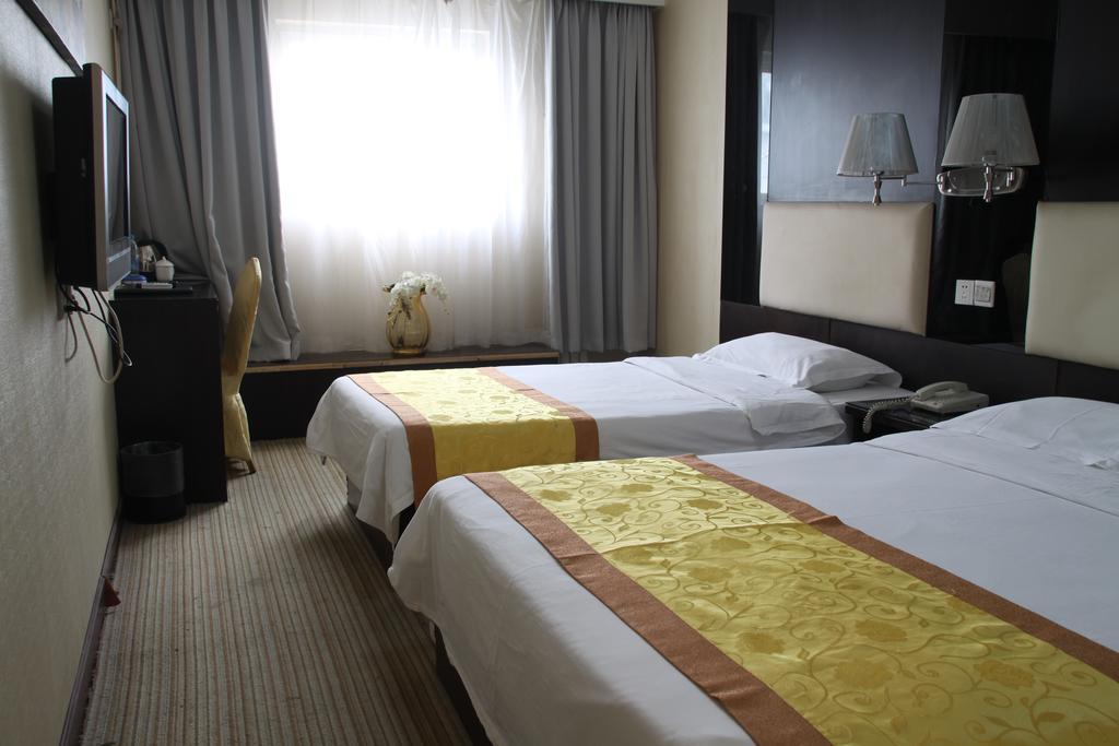 Super 8 Hotel Beijing Shijingshan Jiujiuyuan חדר תמונה